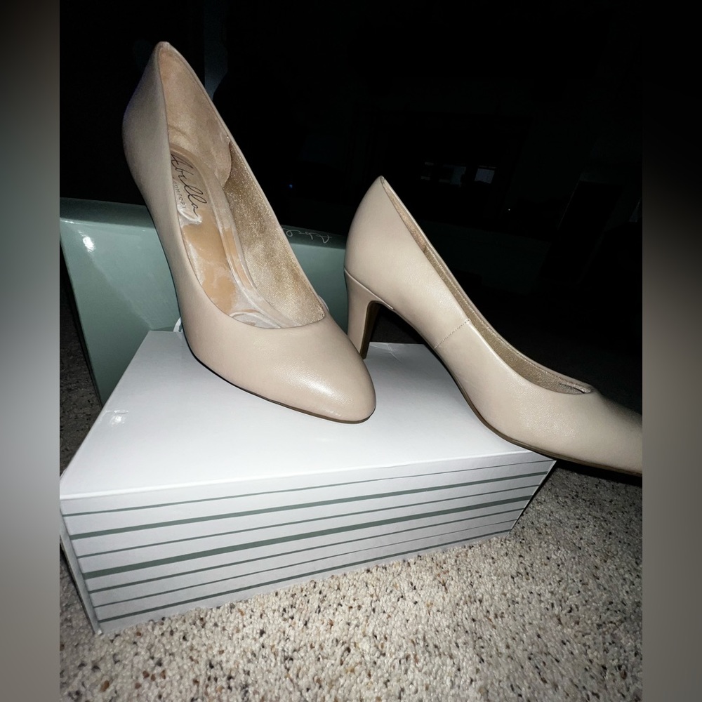 Abella True Comfort High Heels